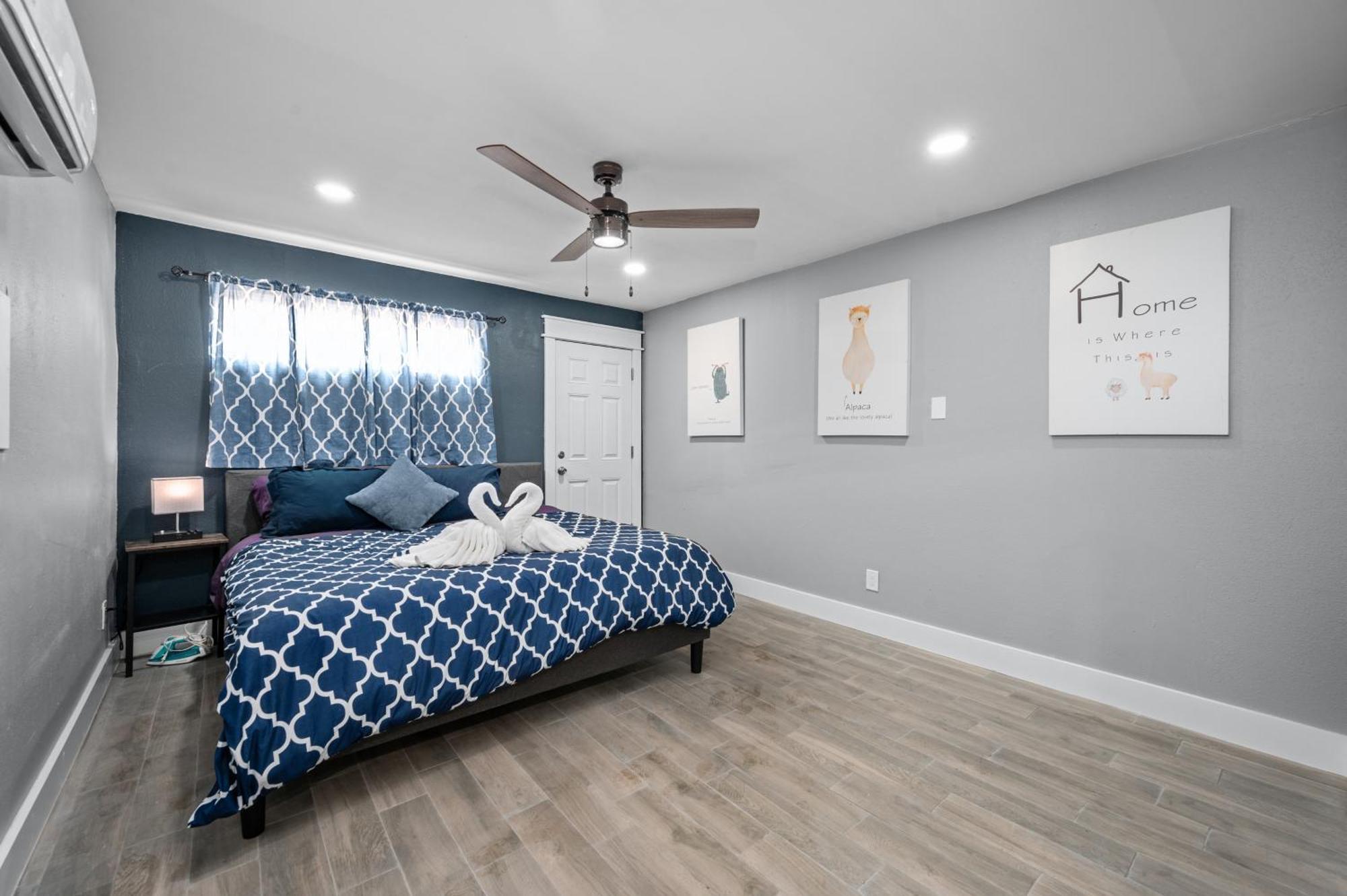 Comfortable 2Br Uptown Escape With Free Park 휴스턴 외부 사진