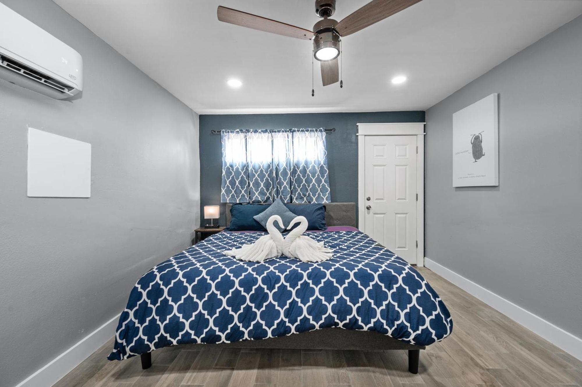 Comfortable 2Br Uptown Escape With Free Park 휴스턴 외부 사진